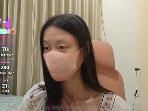 Lil-Cherries's cam snapshot