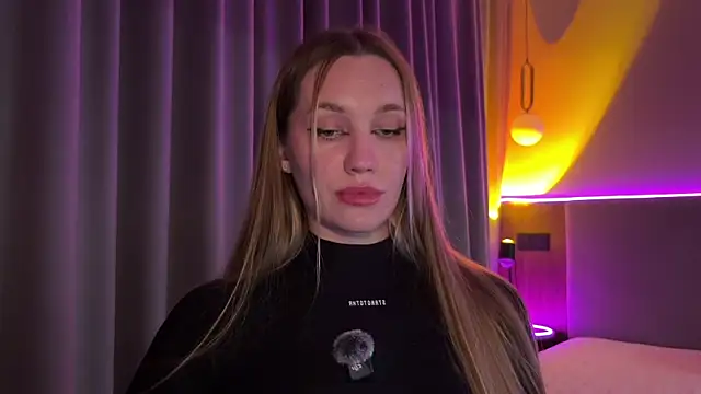 chillroom_'s cam snapshot