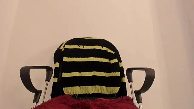 JuliMonroe19's cam snapshot