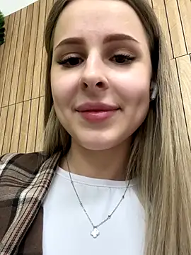 Lina_Away's cam snapshot