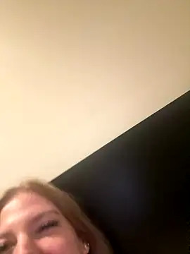 Chloemillerrxx live sex cam