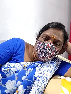 umashreetamil's cam snapshot