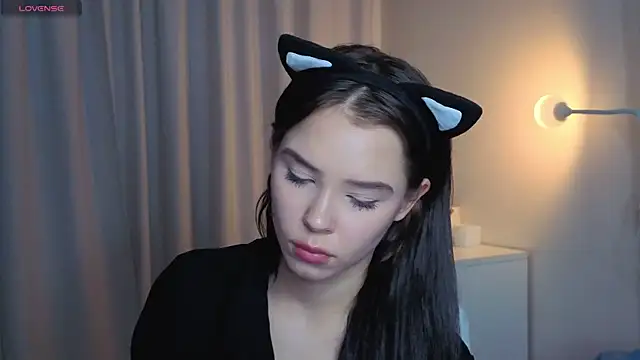 slyshypie's cam snapshot