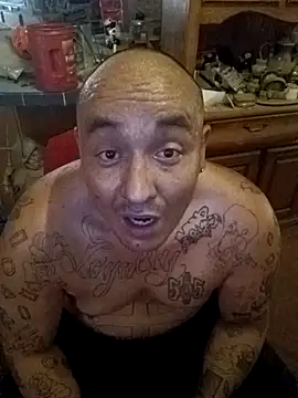 Cutieguyspanks live sex cam