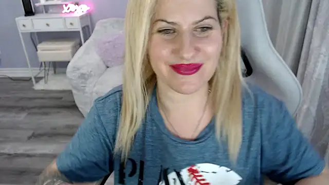 BellaStar84's cam snapshot