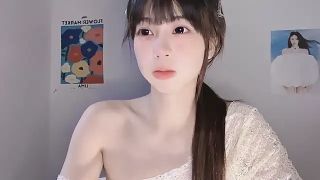 -Hottie's cam snapshot