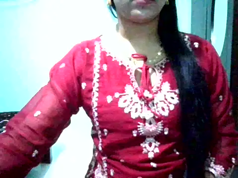 Oporajita_07's cam snapshot