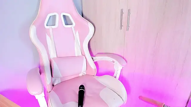 Athenea__fox's cam snapshot