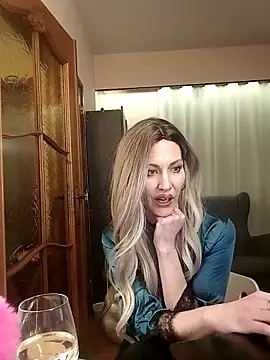 ShyGirlV's cam snapshot