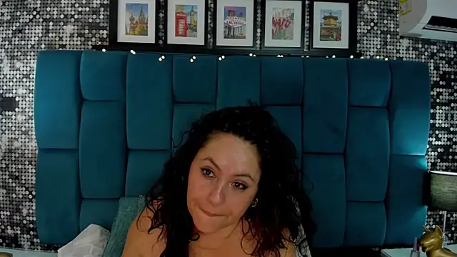 hanny_milf live sex cam