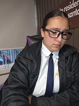 Cute_Penelope's cam snapshot