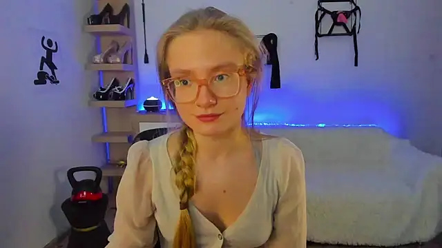 NancyHottie's cam snapshot