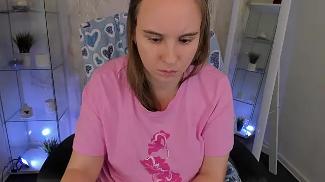 Lika_0ne's cam snapshot