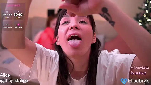 bryk_elise's cam snapshot