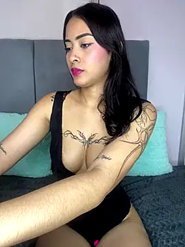 ravenna_em's cam snapshot