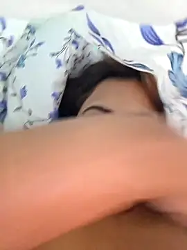 Bristy-'s cam snapshot