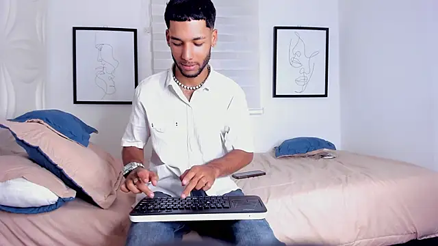 Thiagoferreti's cam snapshot