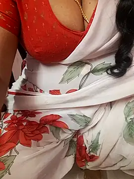 Tamil_Ammani's cam snapshot