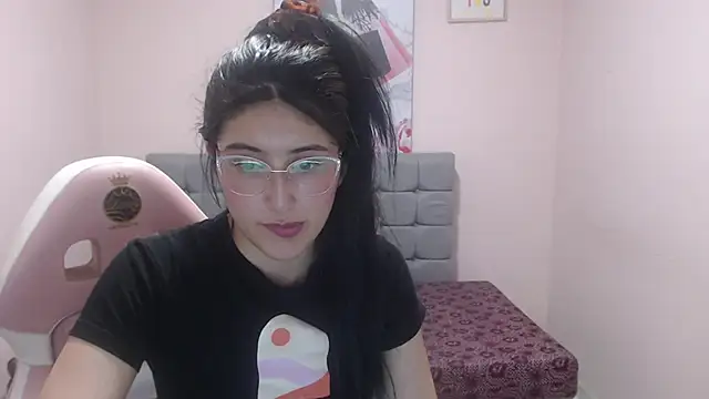 Violet_raine_'s cam snapshot