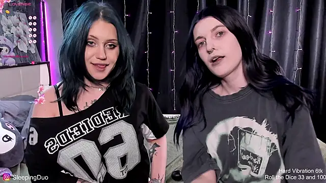 SleepingDuo's cam snapshot