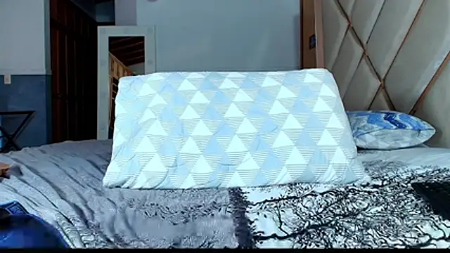 FuckcmycockLove live sex cam