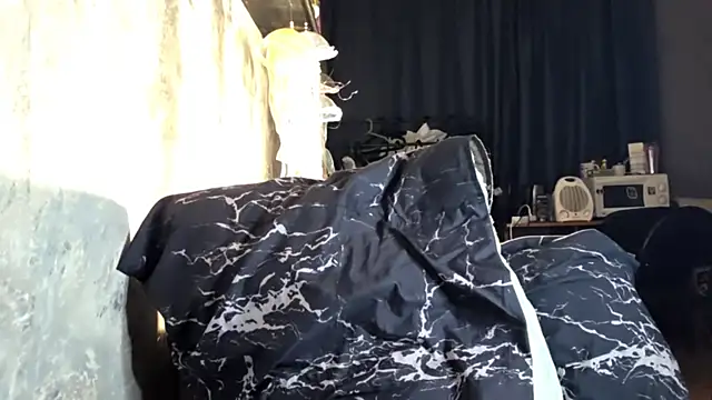 Beeping_Creature's cam snapshot