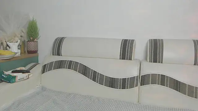 SuziiLove's cam snapshot