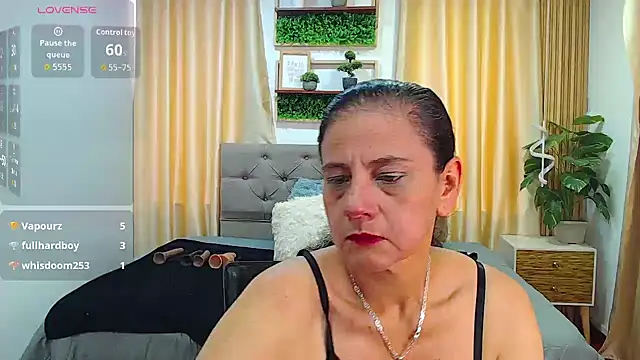 sasi_luna's cam snapshot