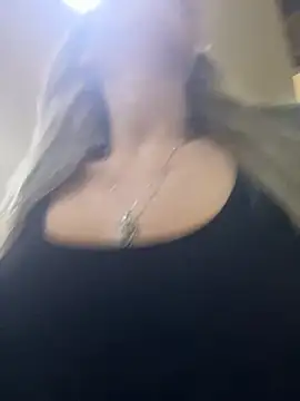 Isabella_Varella's cam snapshot