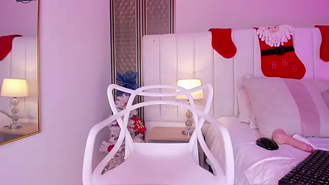 _emily__st's cam snapshot