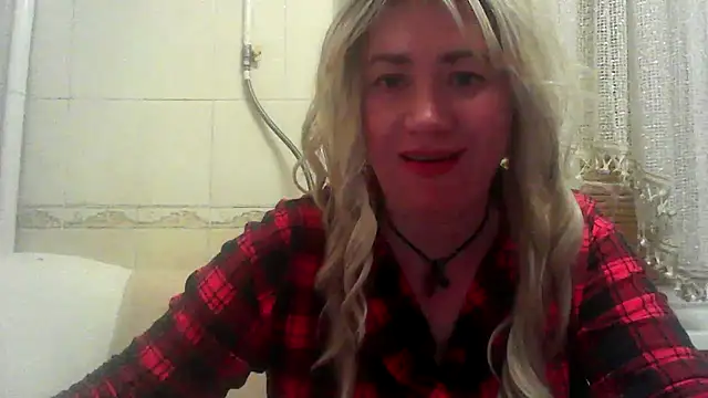 ClaireShannon's cam snapshot