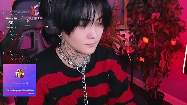 Ravens_Nest's cam snapshot