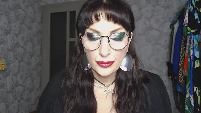 Aziza1's cam snapshot