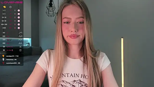 Amurri_eva's cam snapshot