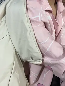 Mina048's cam snapshot