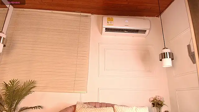 alessia_moon1's cam snapshot