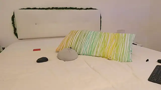 MorganaLegs's cam snapshot