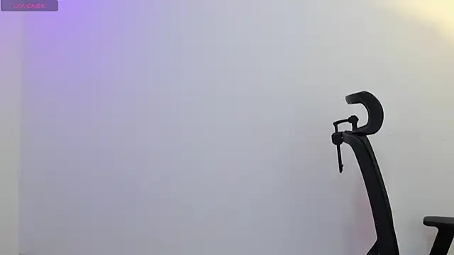 TinyCurlQueen's cam snapshot