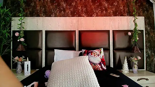 Bella_Smiith_'s cam snapshot