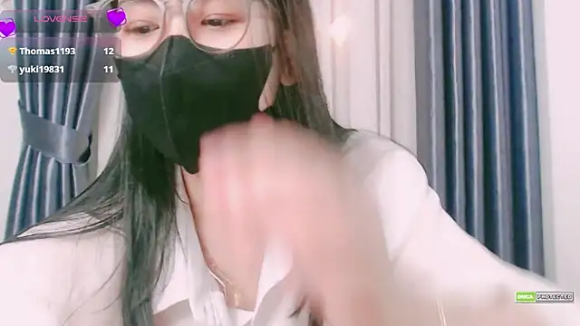 _Lov_Lynh's cam snapshot