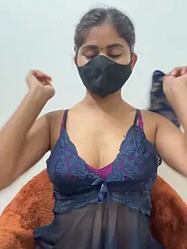 sexy-riya43's cam snapshot