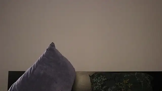 IvyKaelani's cam snapshot