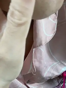 Mina048's cam snapshot