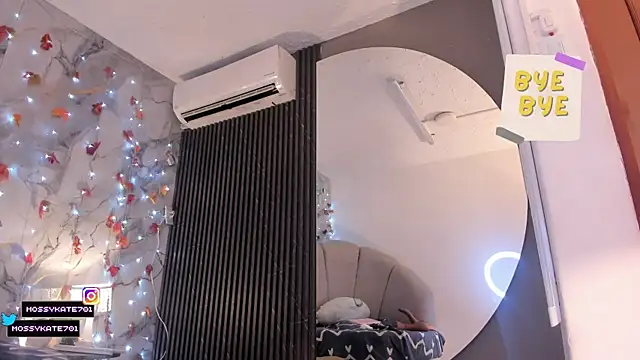 Katemoss70 live sex cam