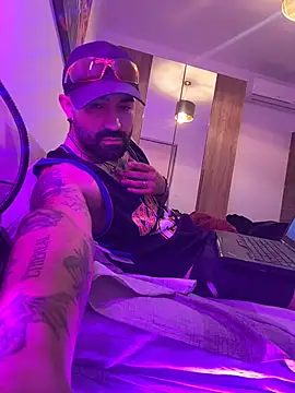 Goosebumps_21's cam snapshot