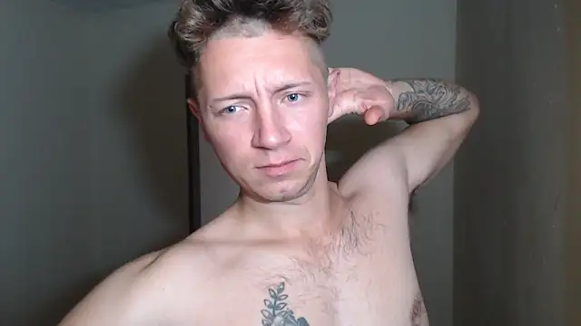 BlondZilla's cam snapshot