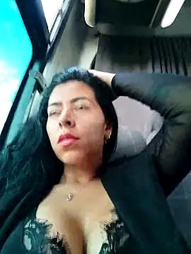 Luianna's cam snapshot