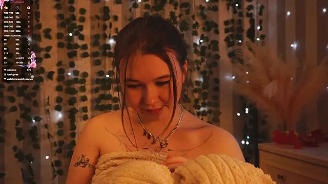 cheeky_cherry_'s cam snapshot