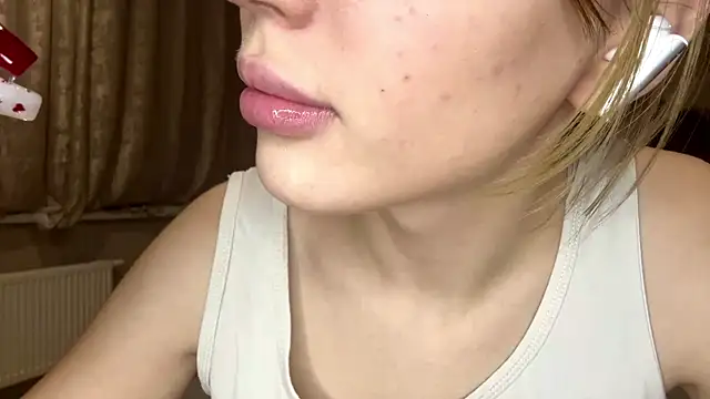 MelaineAytes's cam snapshot