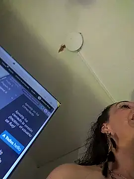 Shantey_Laurent's cam snapshot